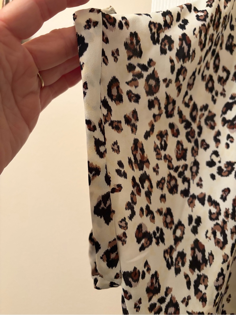 Maurices Cream Leopard Print Dolman Tunic - Picture 2 of 6